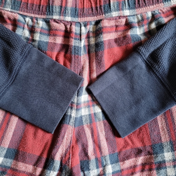 Men's Hollister pajama/lounge set - Picture 8 of 14